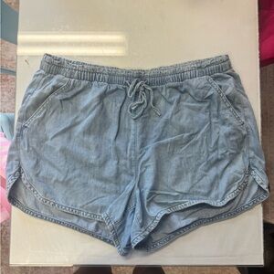 American Eagle Denim Shorts XL